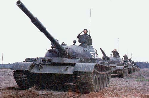 Основной советский танк Т-62 