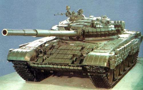 Основной советский танк Т-72БВ 